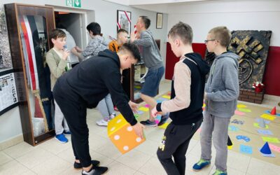 Gra biblioteczna „Poznaj świat biblioteki” – Tydzień Bibliotek 2022
