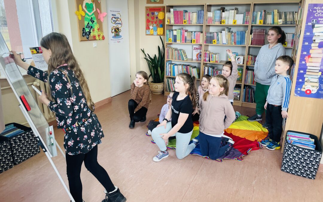 Zabawy Czytelnicze w Bibliotece📚