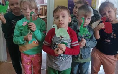 Zajęcia o dinozaurach.