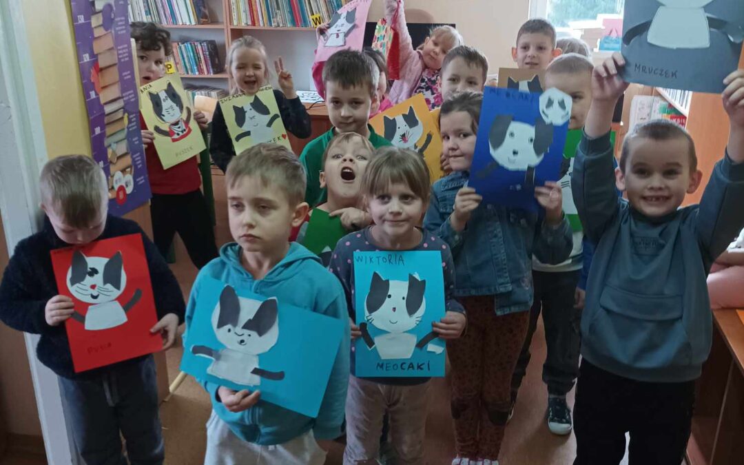 Dzień kota w bibliotece.