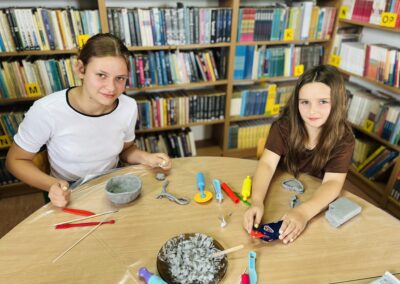 Warsztaty lepienia z gliny