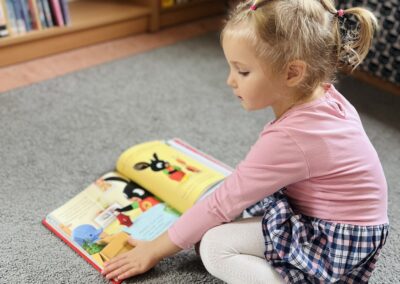 Przedszkolaki w bibliotece