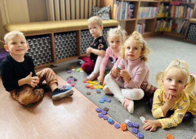 Przedszkolaki w bibliotece
