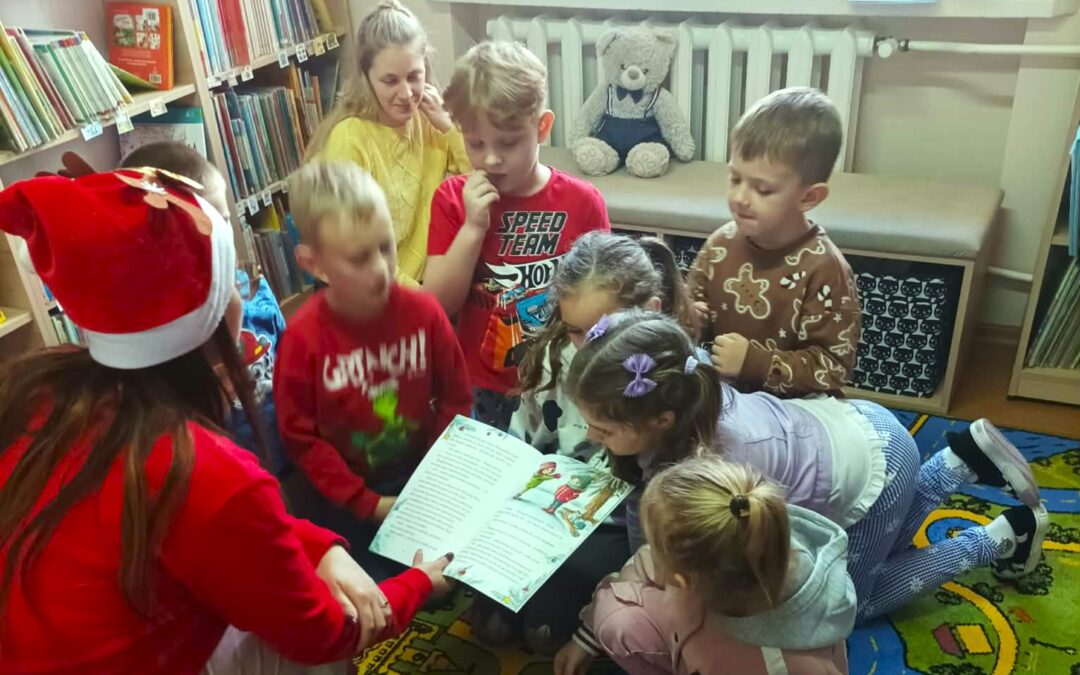 Magia Świąt w naszej bibliotece.! 🌟